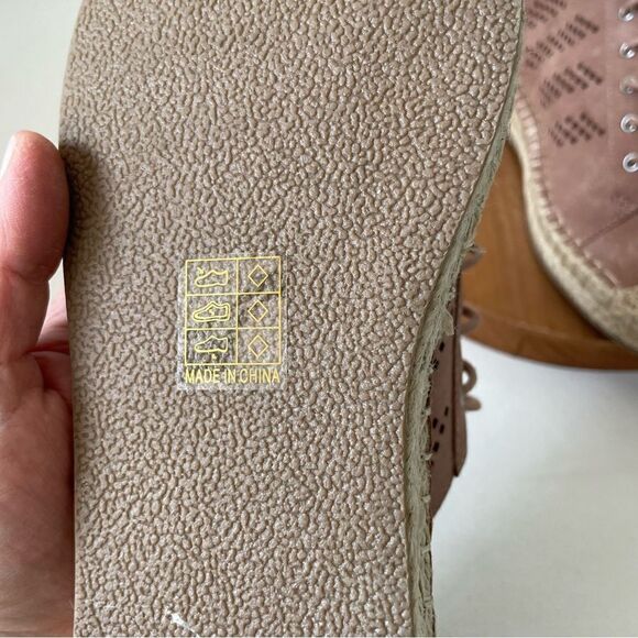 JOURNEE COLLECTION RAZILI ESPADRILLE WEDGE SNEAKER blush size 10 - Picture 9 of 10